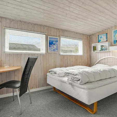 Holiday home 3 Bedroom Pet Friendly In *