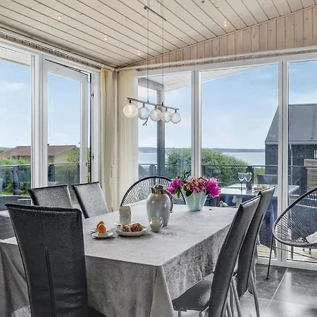 펜션 3 Bedroom Awesome Home In Ebeltoft 에벨토프트