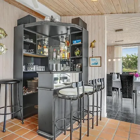3 Bedroom Awesome Home In Ebeltoft *