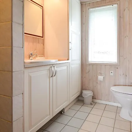 3 Bedroom Awesome Home In Ebeltoft *