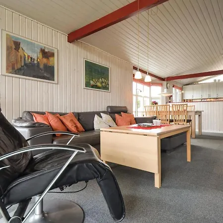 3 Bedroom Awesome Home In Ebeltoft